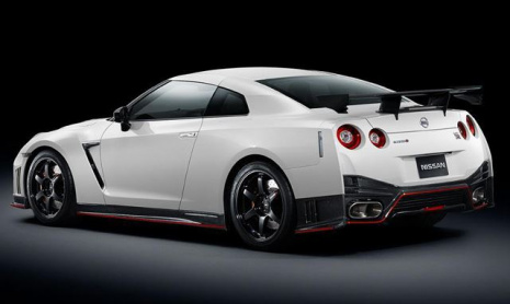 Nissan GT-R Nismo - время круга 7:08